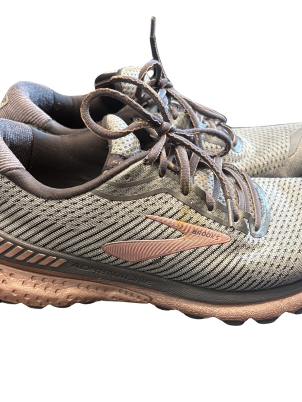 Brooks Gray and Pink Women's Running Shoes - Picture 3 of 8